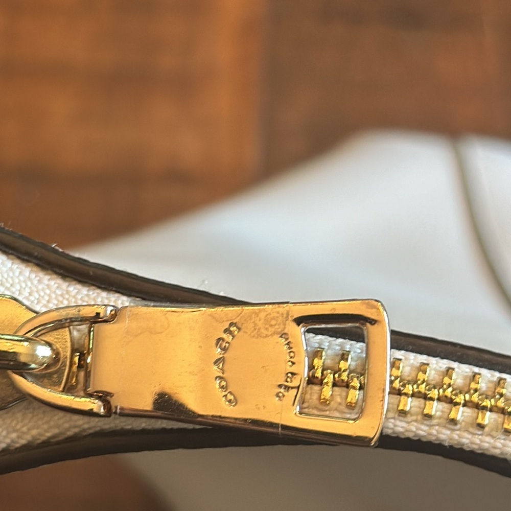 Authentic Coach Handbag - Picture 3 of 7
